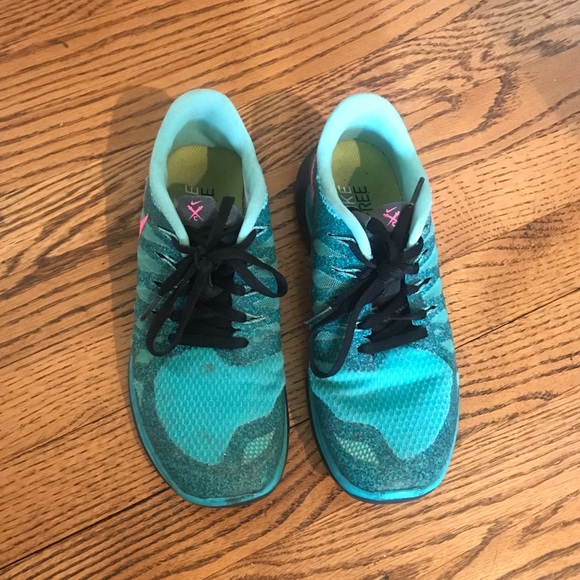 Nike Turqoise Free Running Sneakers - Picture 3 of 6